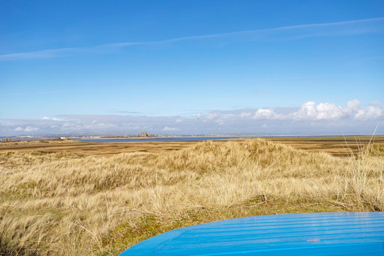 Finest Retreats - Lighthouse Cottage Rampside Exterior photo